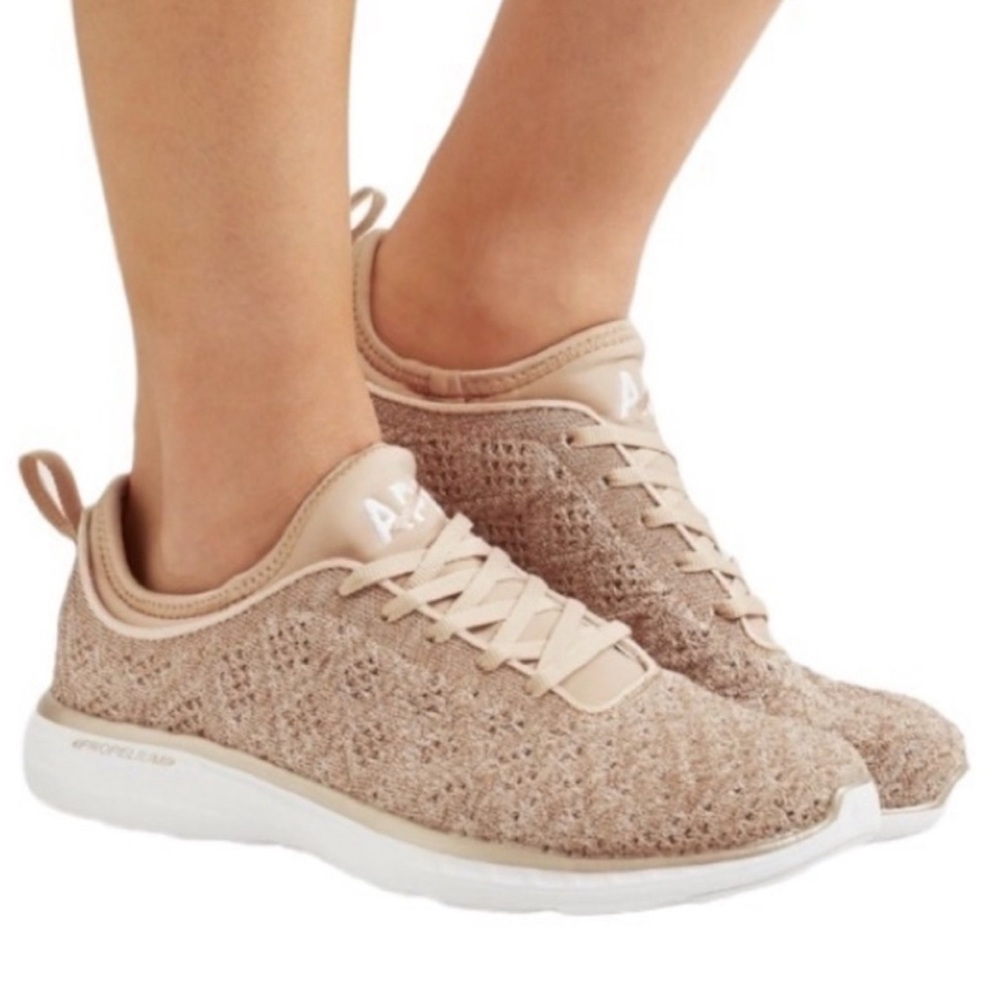 {Sz9.5} APL TechLoom Phantom Women’s Sneaker Runner Rose Gold